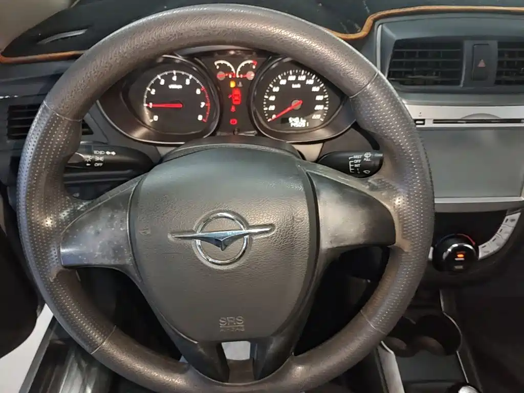 Photo 11 - Haima M3