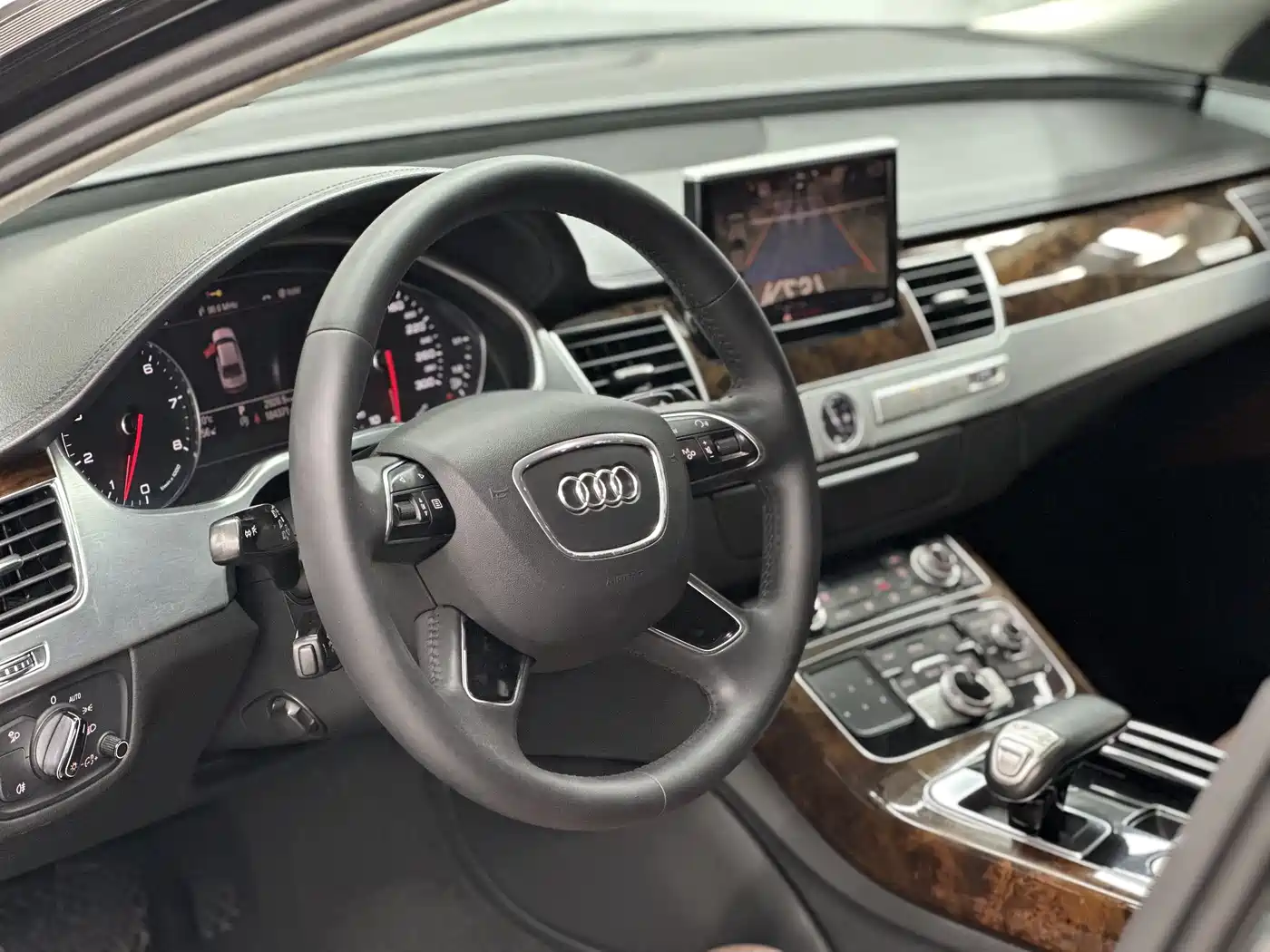Audi A8 2016 A8L 45 TFSI quattro Comfort фото 12
