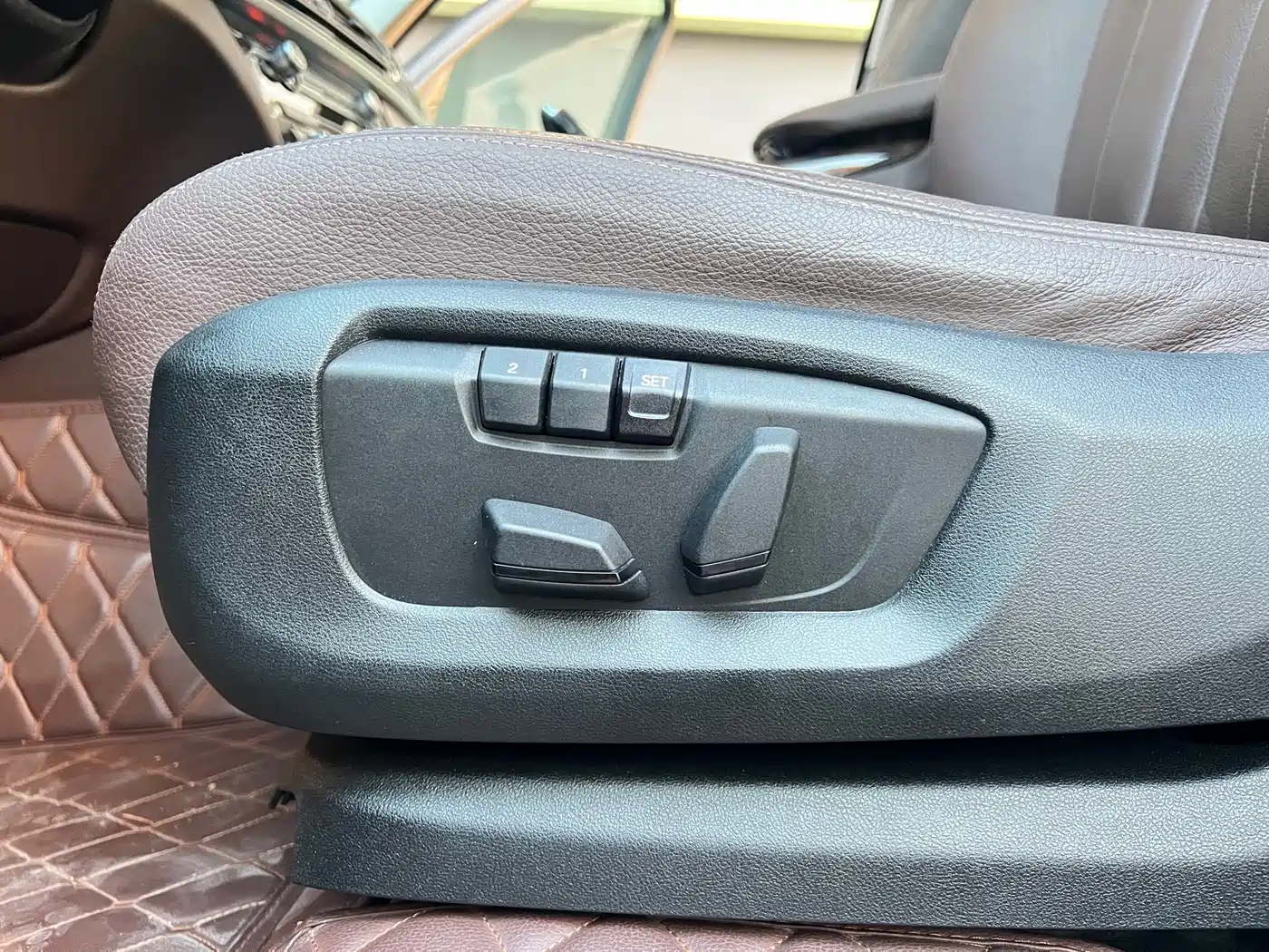 BMW X5 (Import) 2017 xDrive35i Luxury Edition фото 26