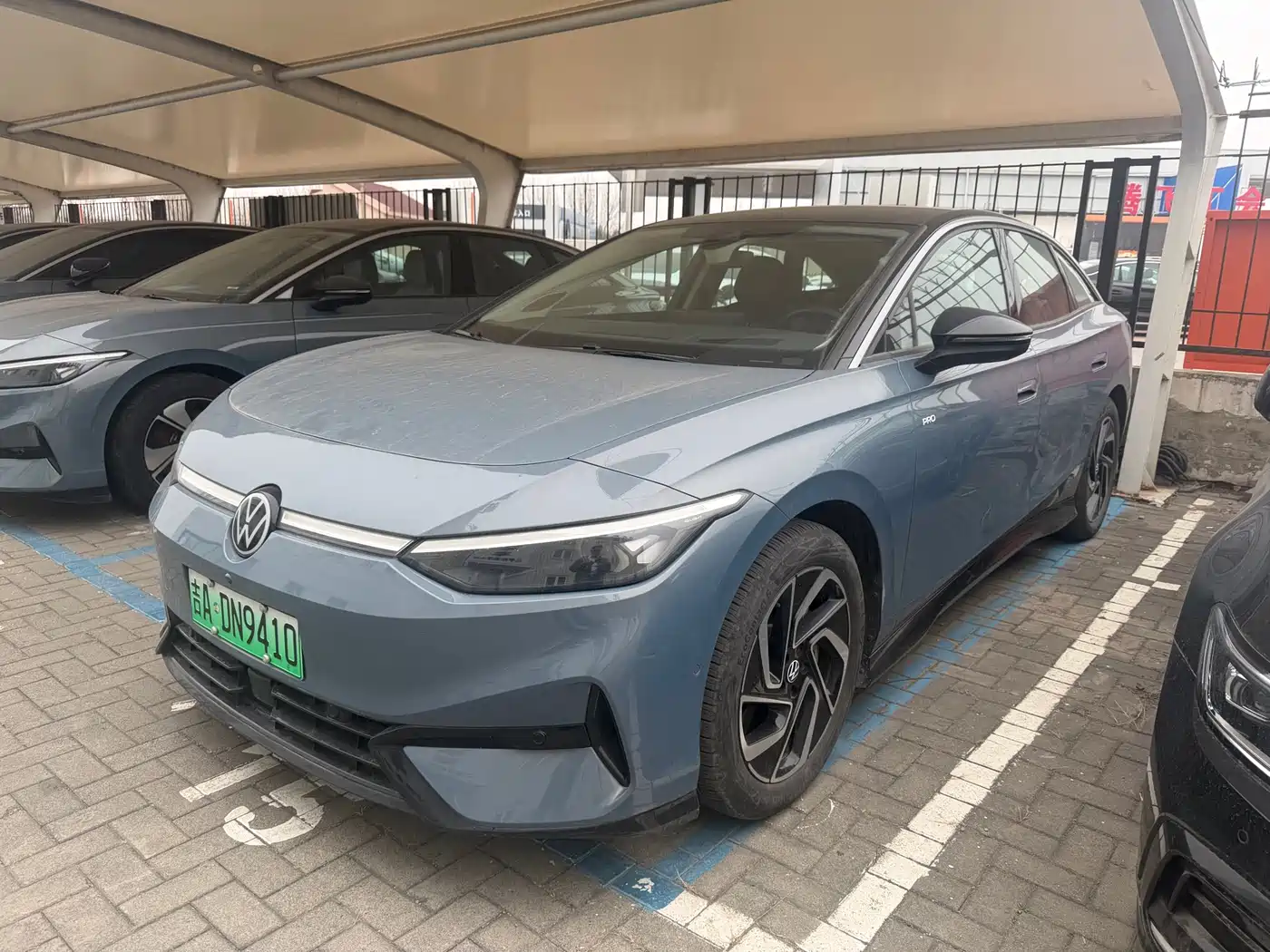 VOLKSWAGEN ID.7 VIZZION