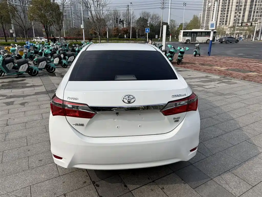 Toyota Corolla 2017 Facelift 1.2T S-CVT GL фото 4