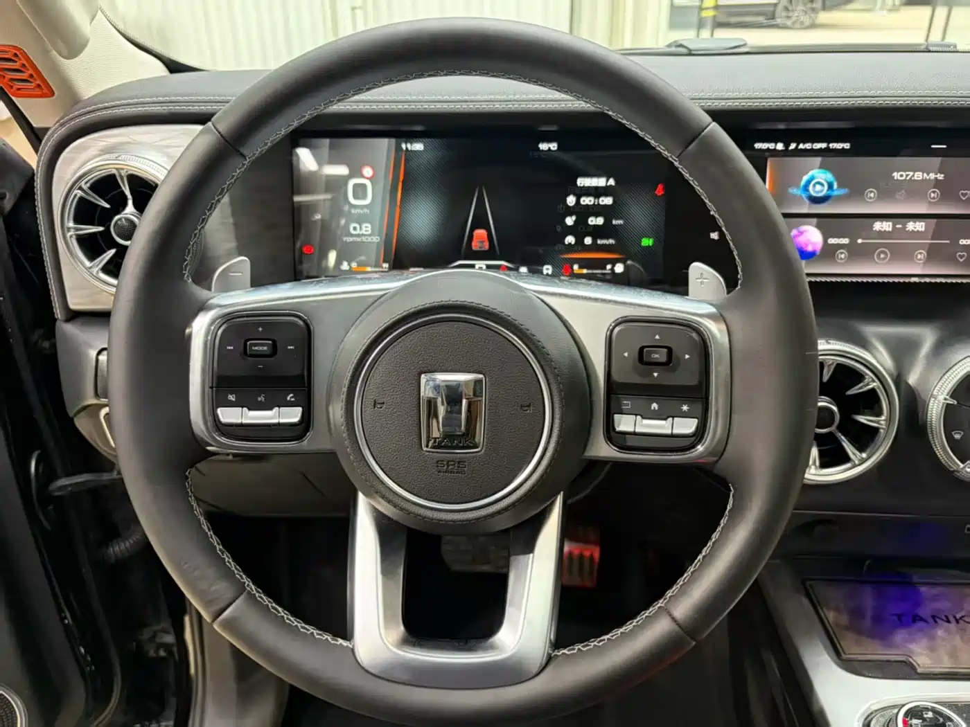 Tank 300 2023 Off-Road Edition 2.0T Challenger фото 8