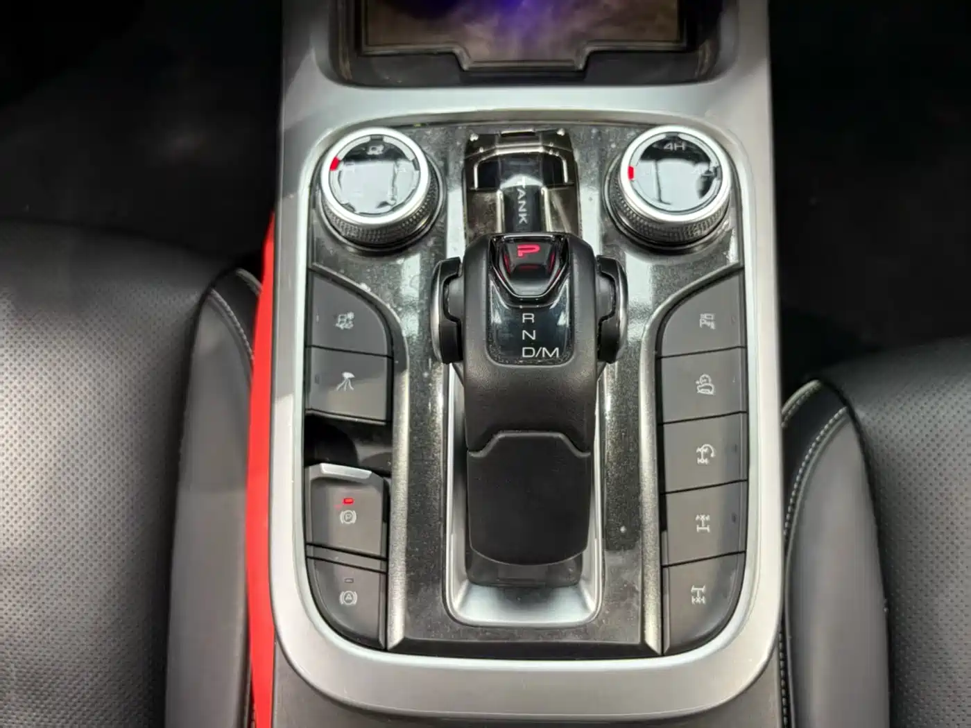 Tank 300 2023 Off-Road Edition 2.0T Challenger фото 9