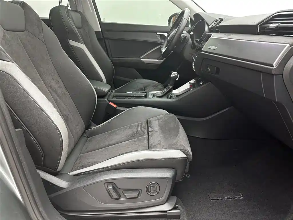 Audi Q3 2021 35 TFSI Fashion Sport фото 19