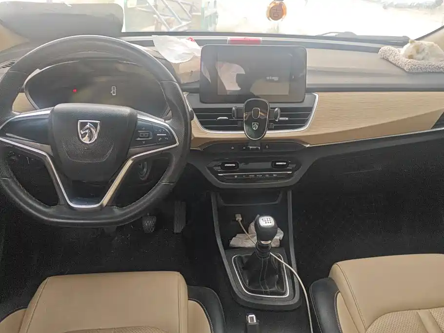 Baojun 360 2018 2018 1.5L Manual Luxury Model China V