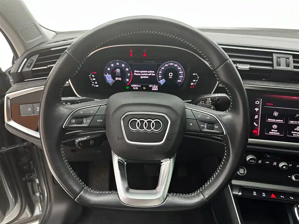 Audi Q3 2021 35 TFSI Fashion Sport фото 11