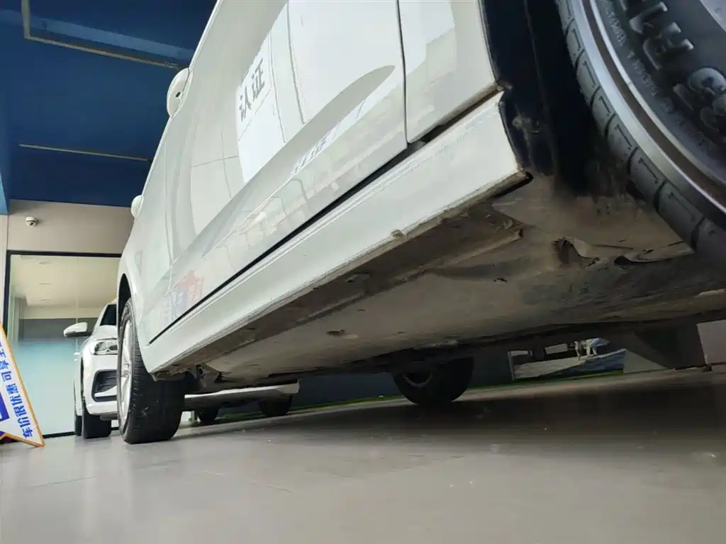 Volkswagen Lavida 2025 New Edge 1.5L Outstanding New Ease фото 21