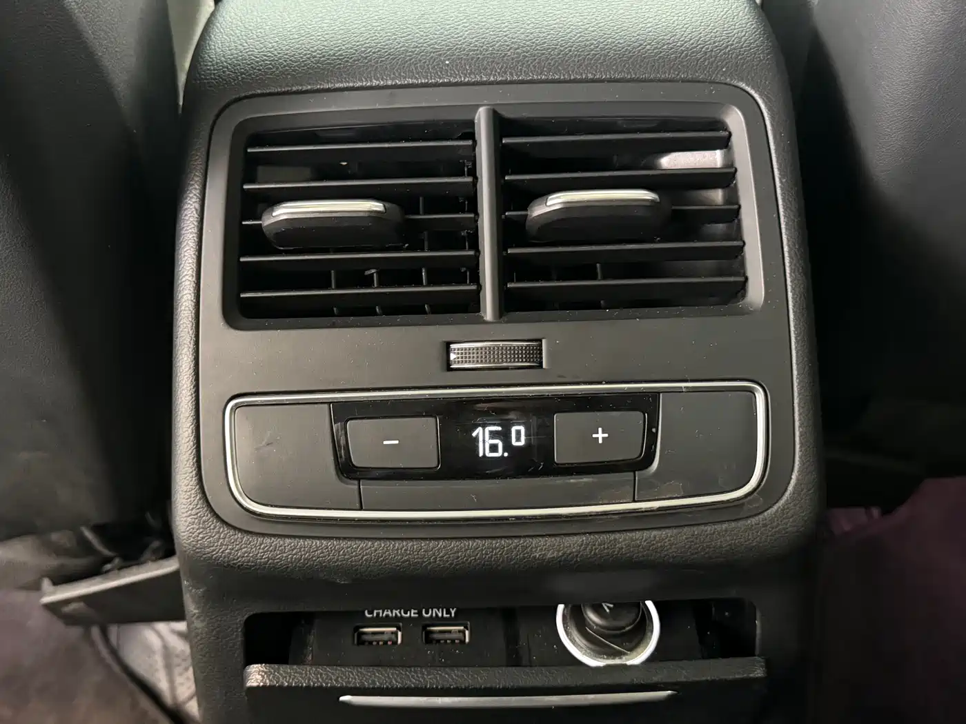Audi A4L 2020 40 TFSI Luxury Dynamic фото 10