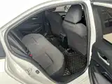 Photo 8 - Toyota Corolla