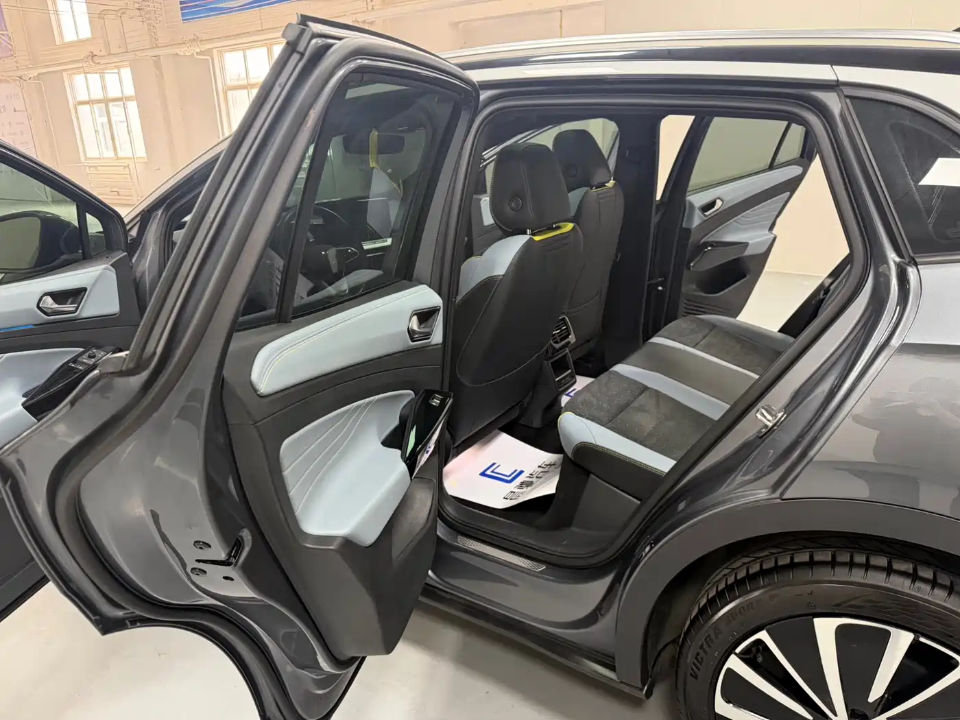 Volkswagen ID.4 X 2022 Smart Long Range Edition фото 12