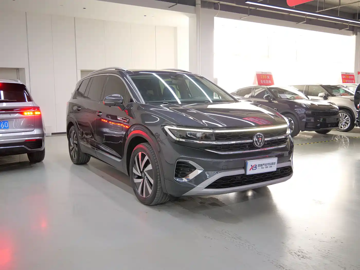 Volkswagen Talagon 2021 380TSI 4WD Luxury Premium Edition Pro фото 3