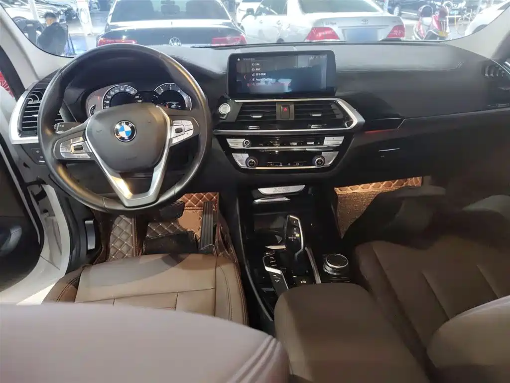 BMW X3 2018 xDrive25i Luxury Package China VI фото 10