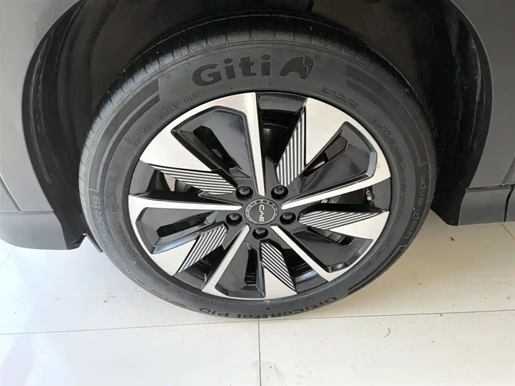 BYD Song PLUS PHEV 2025 DM-i Smart Drive Edition 160KM Flagship фото 23