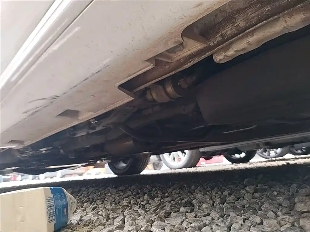 BYD Song MAX 2018 1.5T Auto Smart Connected Elite 6-Seater фото 22