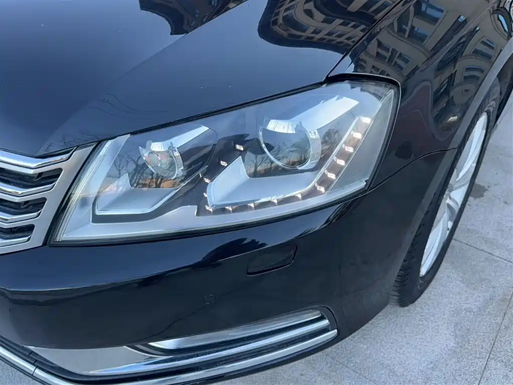 Volkswagen Magotan 2013 1.8TSI Luxury фото 16