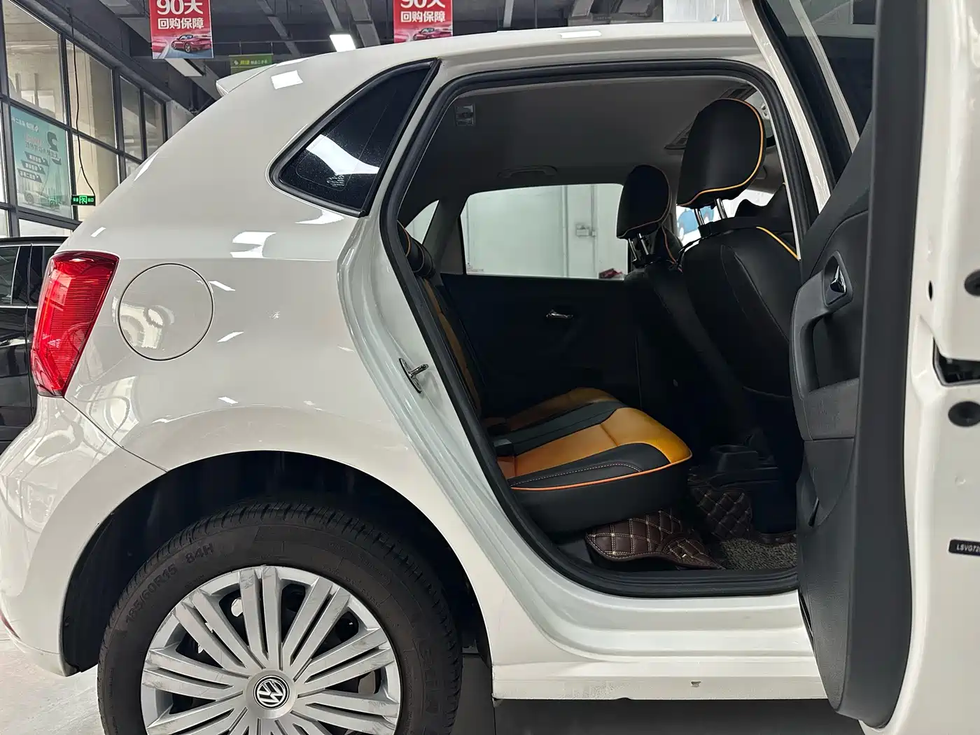 Volkswagen Polo 2018 1.5L Auto Comfort фото 6