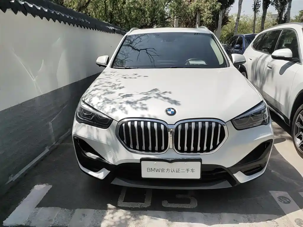 BMW X1 2022 sDrive25Li Leading фото 5