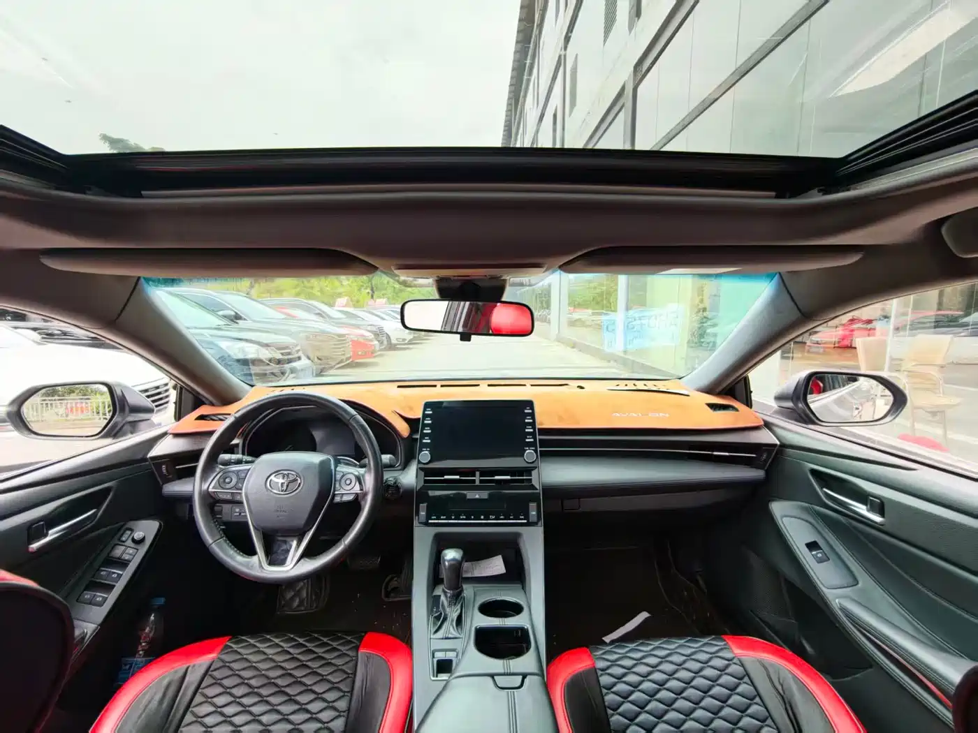 Toyota Avalon 2019 2.0L Luxury Edition (China VI) фото 6