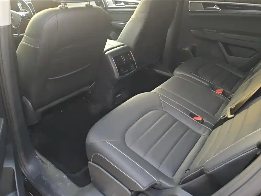 Volkswagen Teramont 2019 380TSI 4WD Luxury Edition China VI фото 11