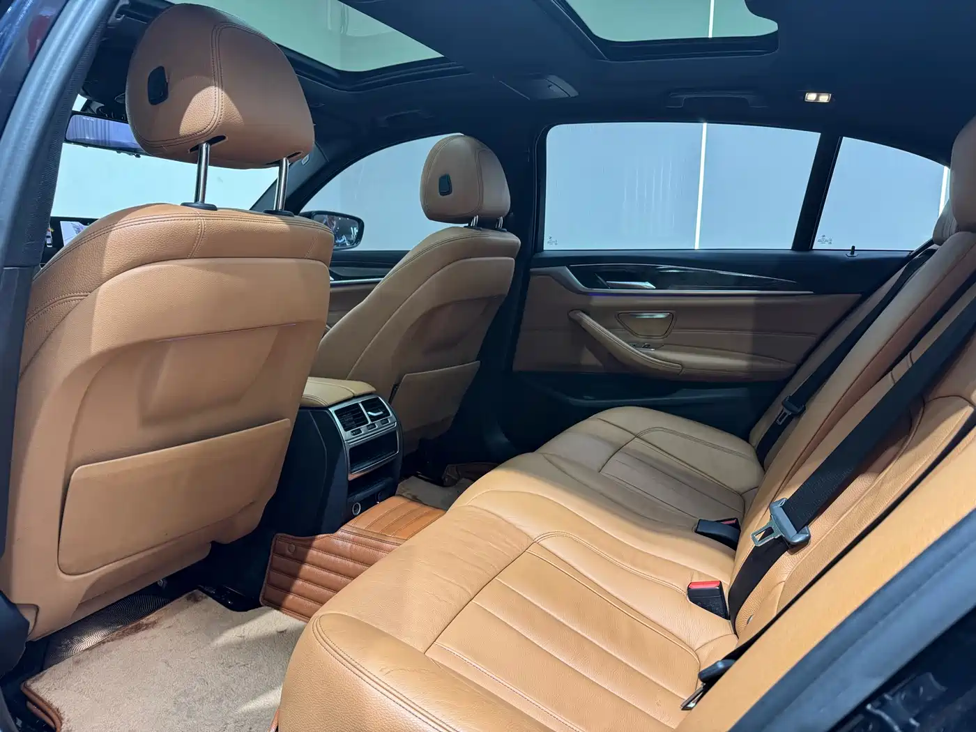 BMW 5 Series 2018 530Li Leading M Sport Package фото 19