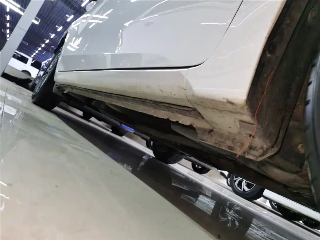 Toyota Corolla 2017 Facelift 1.2T S-CVT GL фото 19