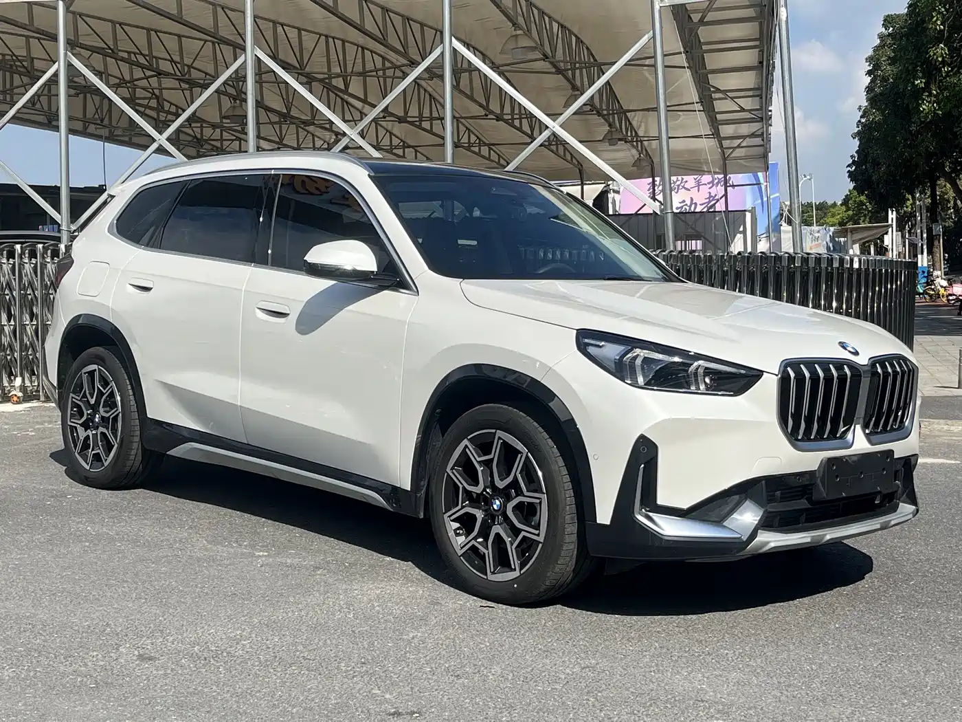 BMW X1 2024 sDrive25Li X Design Package фото 3