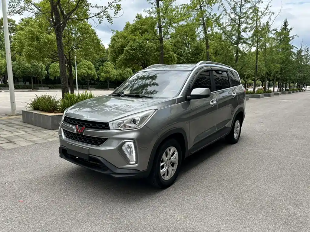 Wuling Motors Wuling Hongguang S3 2019 1.5L Manual Luxury Model China VI