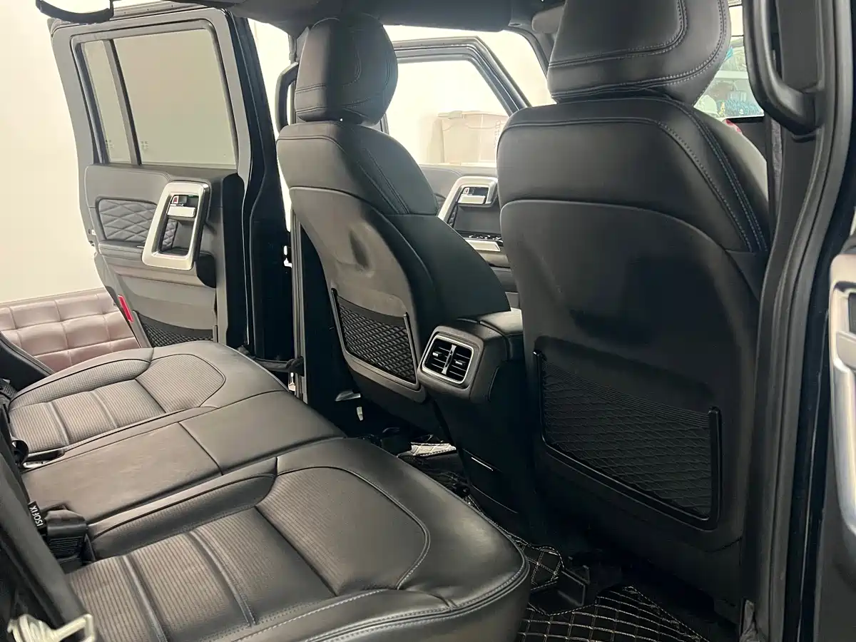 BAIC ORV Beijing Offroad BJ40 2019 PLUS 2.3T Automatic 4WD Luxury Edition China VI фото 5