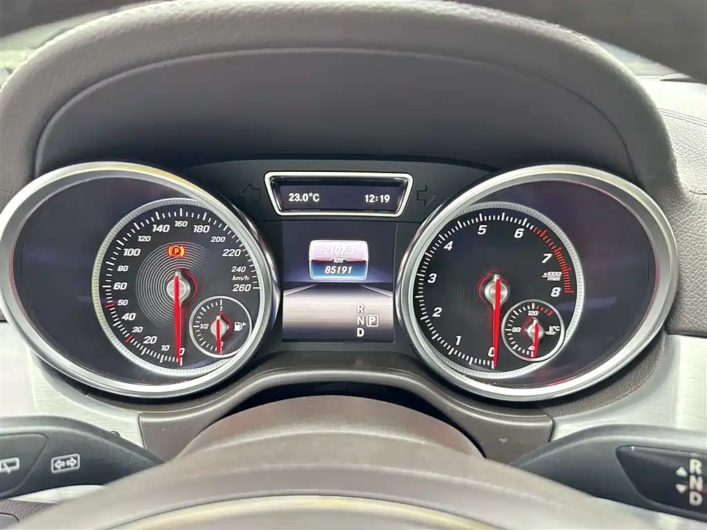Mercedes-Benz GLS 2016 GLS 400 4MATIC Dynamic фото 27