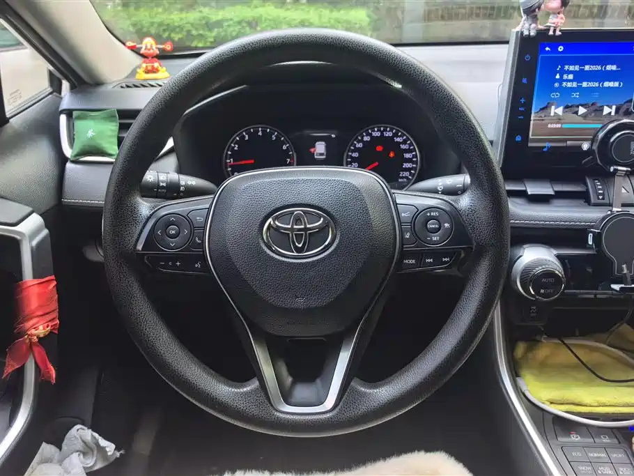 Toyota Wildlander 2021 2.0L CVT 4WD Luxury Edition фото 15