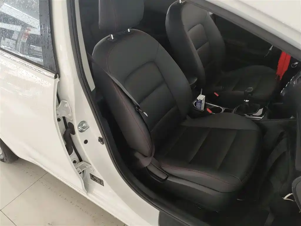 Kia K3 2016 1.6L Manual GL фото 20