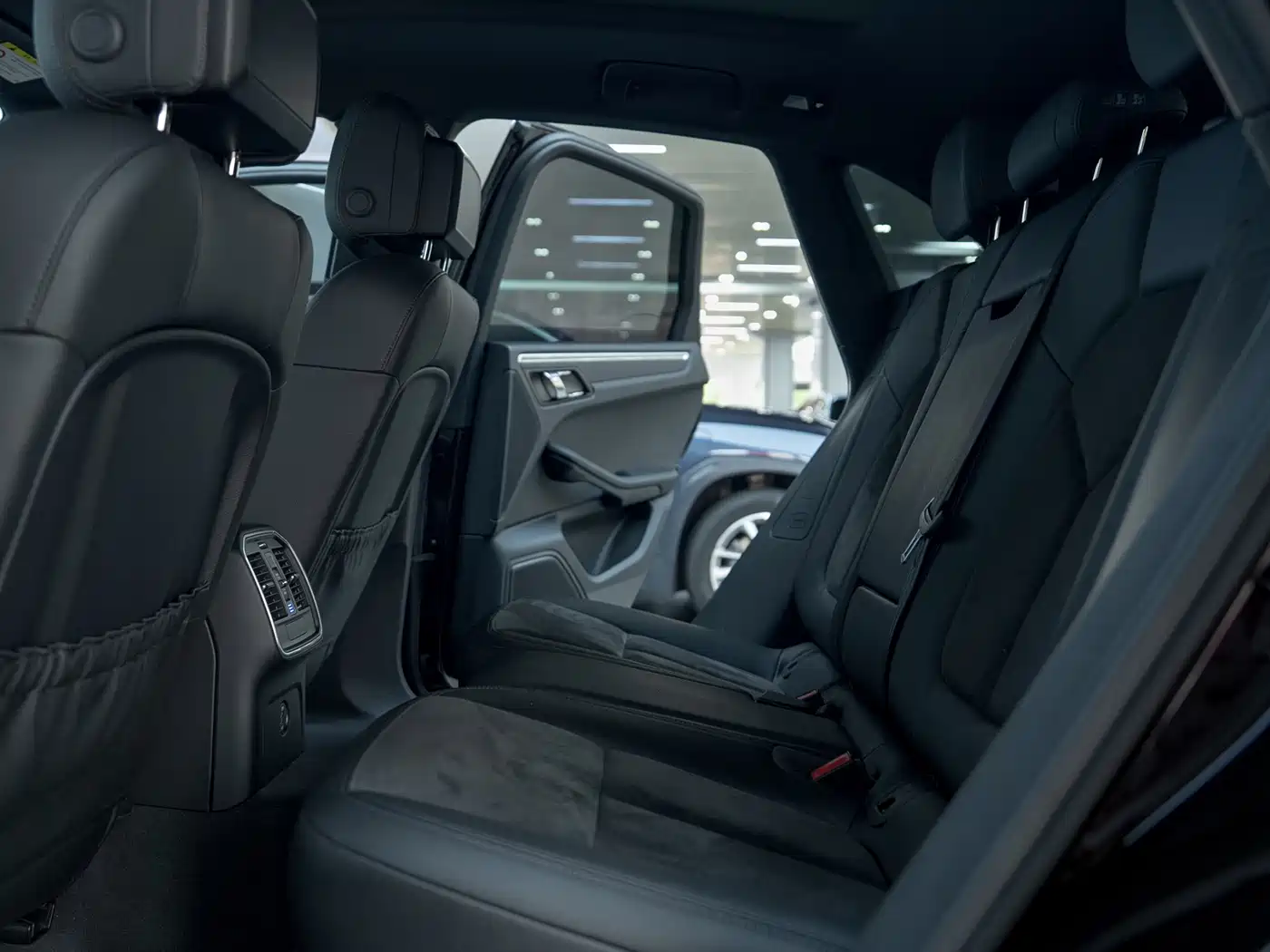 Porsche Macan 2017 Macan 2.0T фото 12