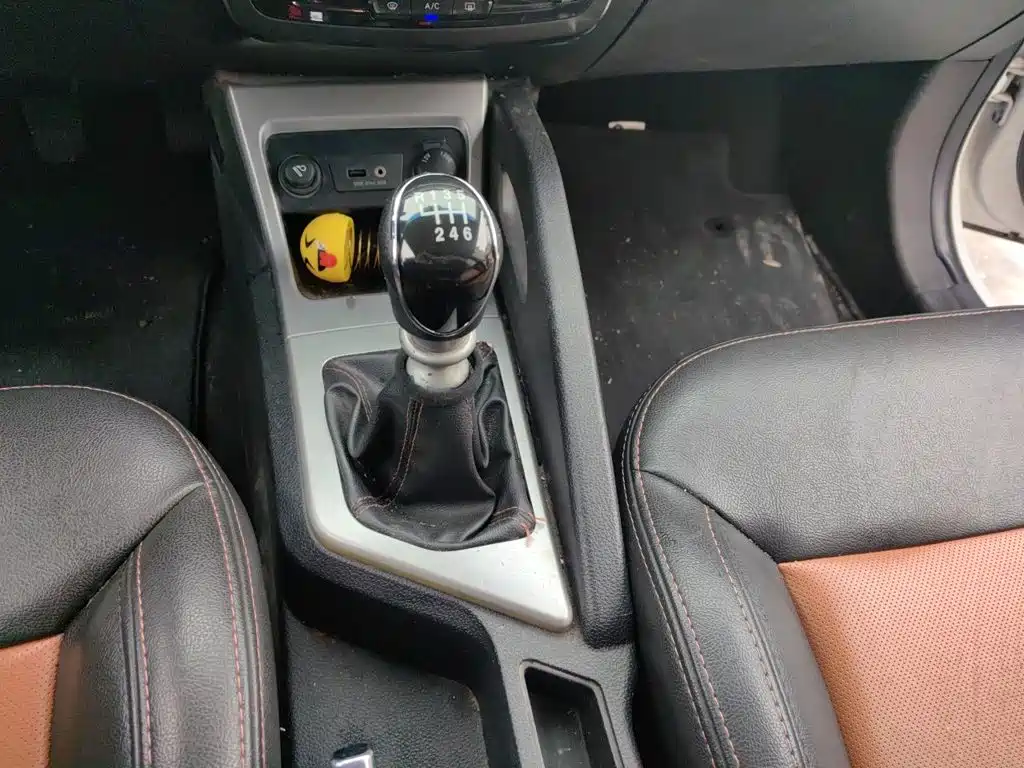 JAC Refine S3 2015 2014 1.5L Manual Luxury Smart