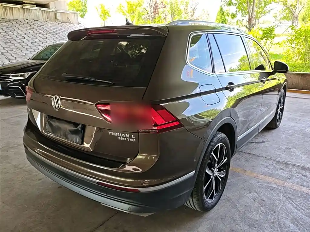 Volkswagen Tiguan L 2019 380TSI Auto AWD Smart Luxury Edition China V фото 7