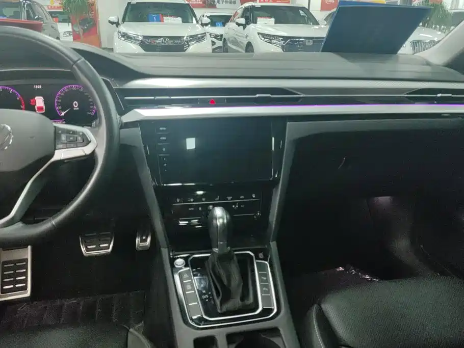 Volkswagen FAW-Volkswagen CC 2024 2023 Shooting Brake 380TSI Hunter's Heart Edition