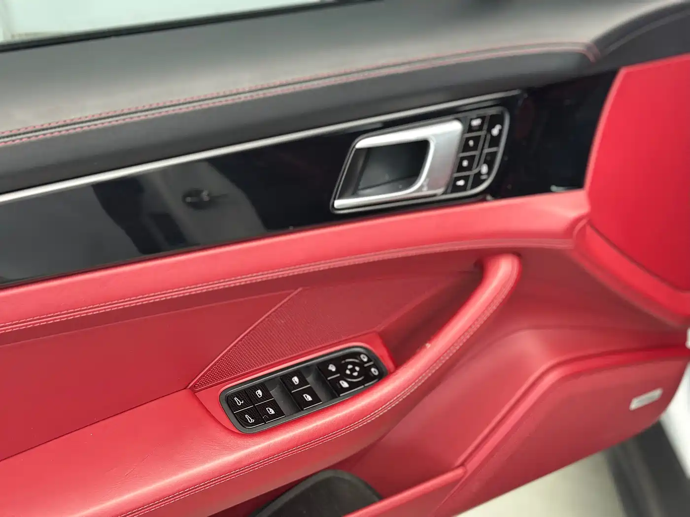 Porsche Panamera 2017 Panamera 3.0T фото 22