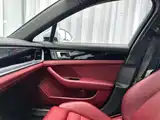 Фото 31 - Porsche Panamera