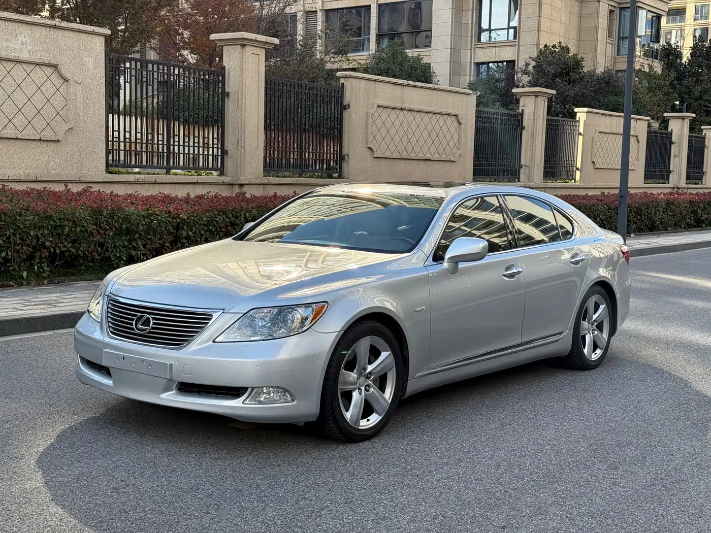 Lexus LS 2007 2006 460L