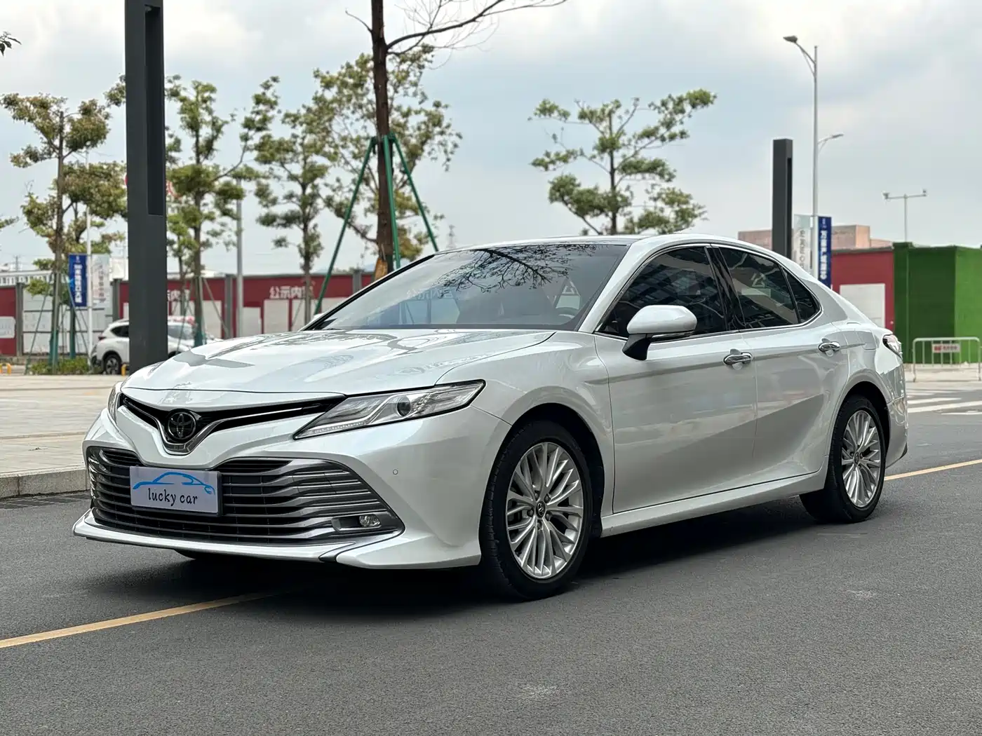 Toyota Camry 2019 2.5G Luxury Edition China VI