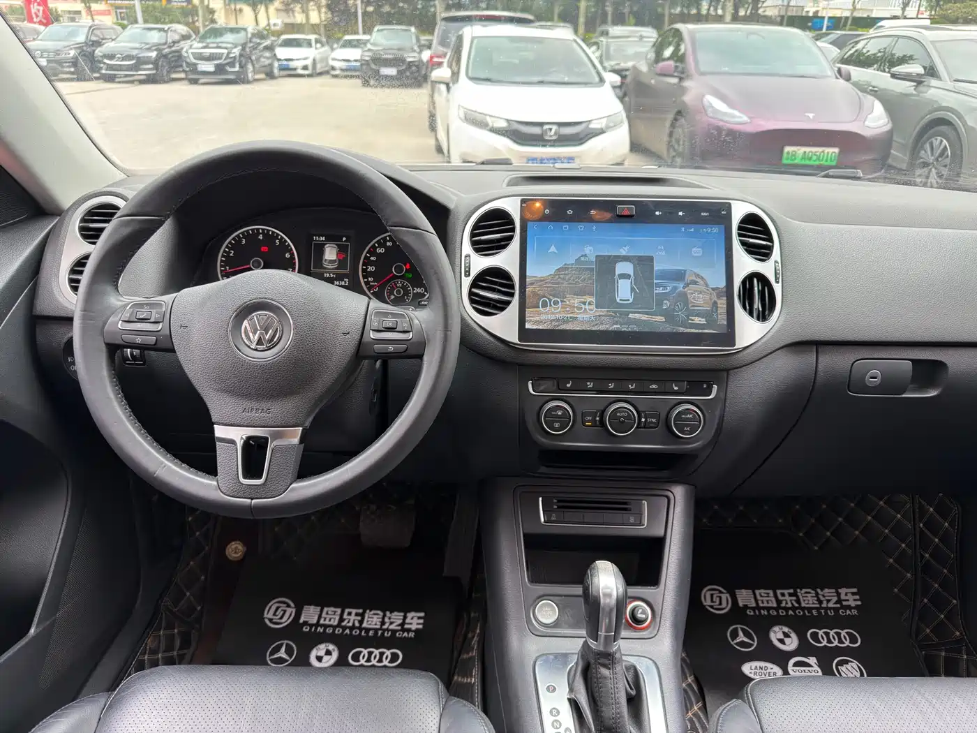 Volkswagen Tiguan 2015 1.8TSI Automatic 2WD Highline фото 13
