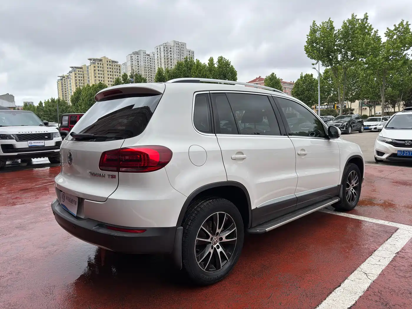Volkswagen Tiguan 2015 1.8TSI Automatic 2WD Highline фото 6