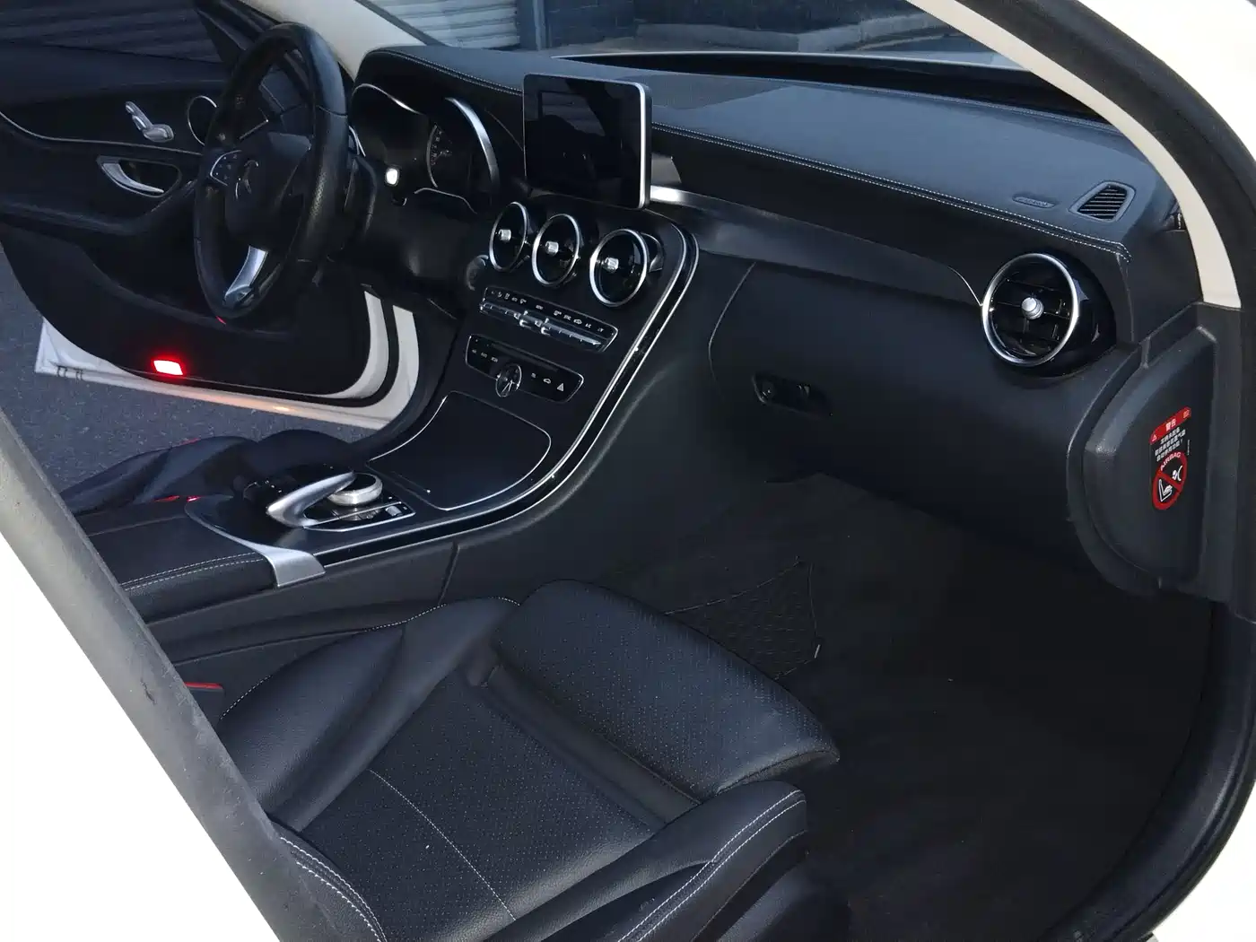 Mercedes-Benz C-Class 2018 C 180 L Fashion Sport Edition фото 9