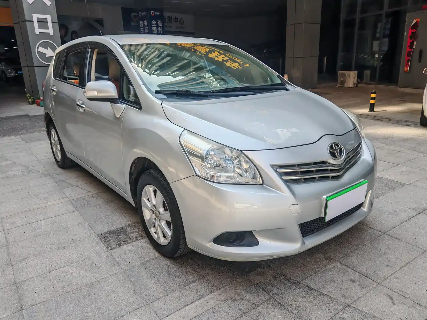 Toyota E'Z 2011 160E Manual Elite Edition фото 3