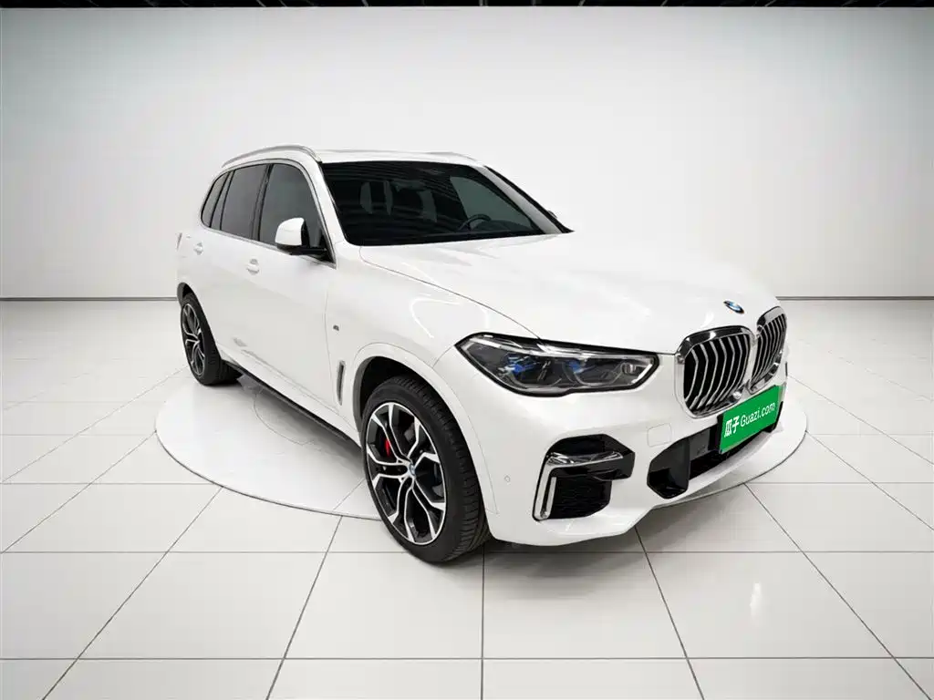 BMW X5 2022 xDrive 40Li Premium M Sport Package фото 4