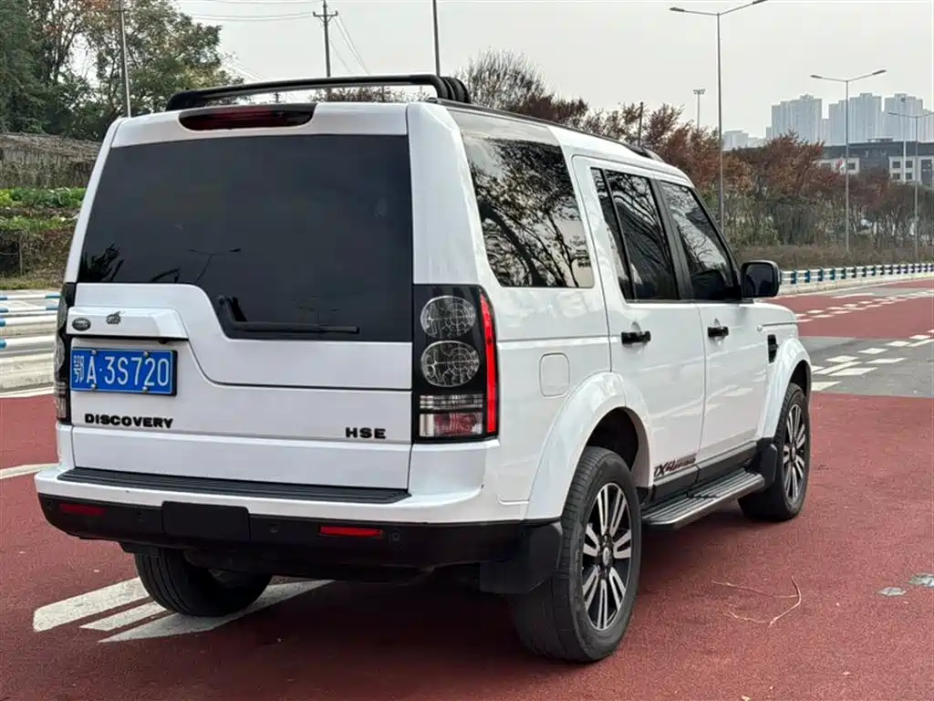 Land Rover Discovery 2011 3.0 SDV6 HSE Diesel фото 4