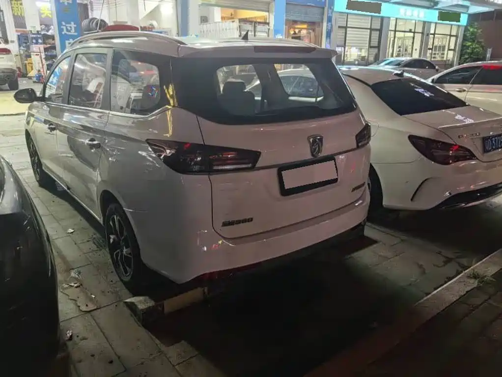 Baojun 360 2018 2018 1.5L Manual Luxury Model China V
