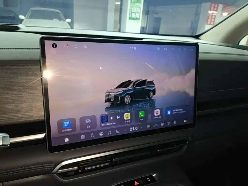 Voyah Dreamer 2025 2025 Model PHEV Basic Version