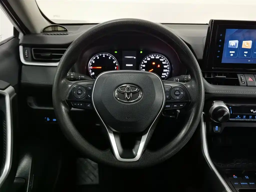 Toyota RAV4 Rongfang 2022 2.0L CVT 2WD Urban Edition фото 11