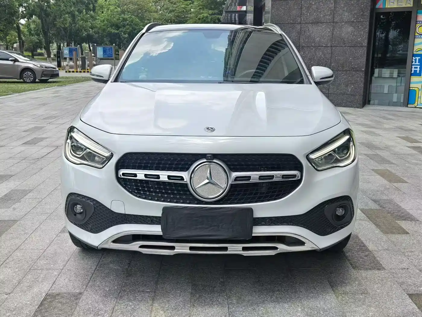 Mercedes-Benz GLA 2022 Model GLA 200 фото 2