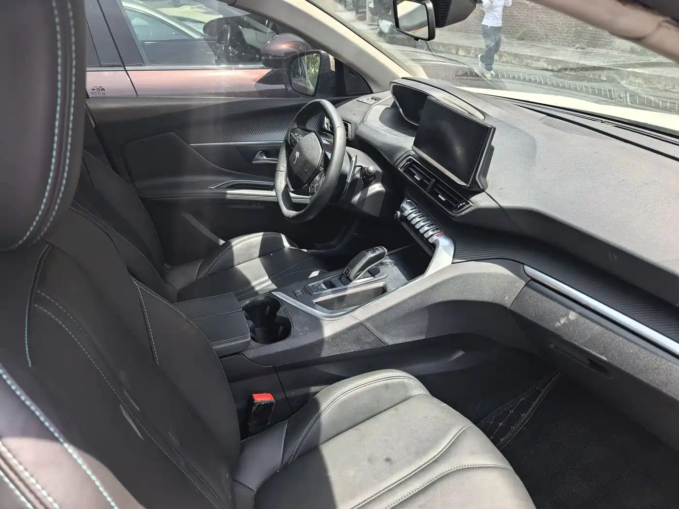 Peugeot 5008 2021 400THP 7-seater Performance Edition фото 4